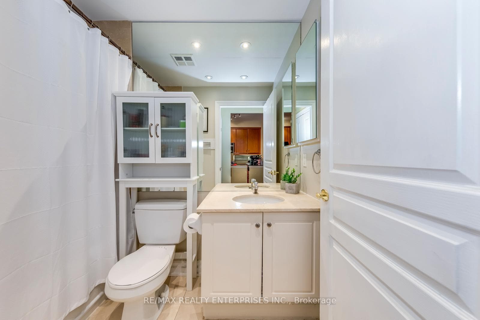 2087 Lake Shore Boulevard Unit 1106 photo 14