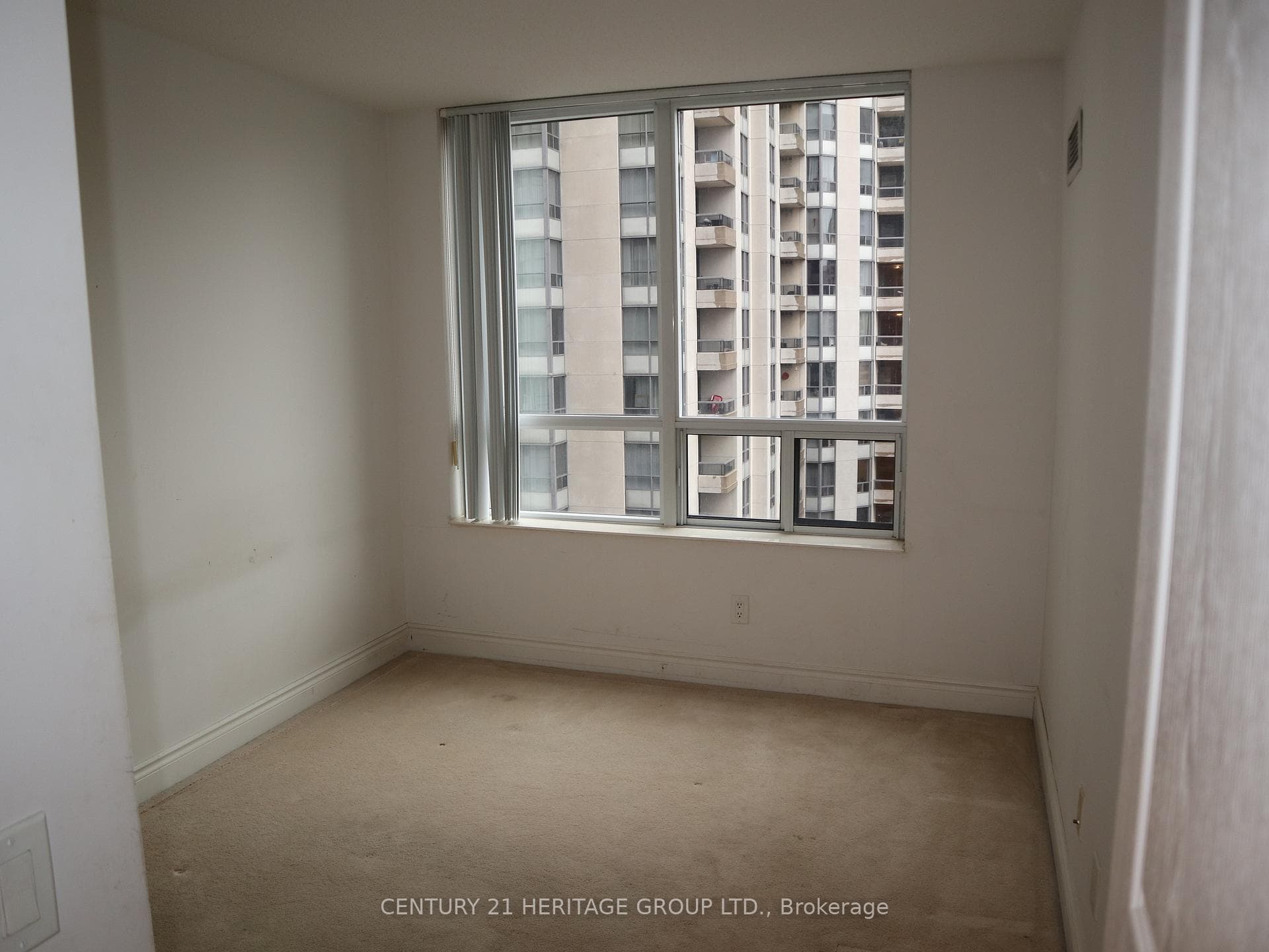 15 Northtown Way Unit 1316 photo 9