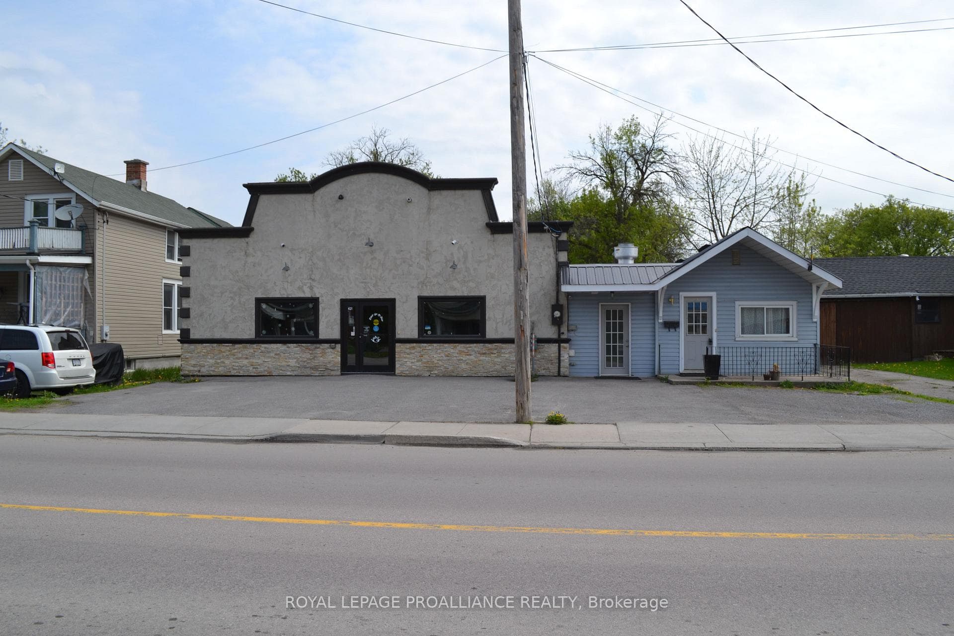 417-421 Victoria Street photo 1