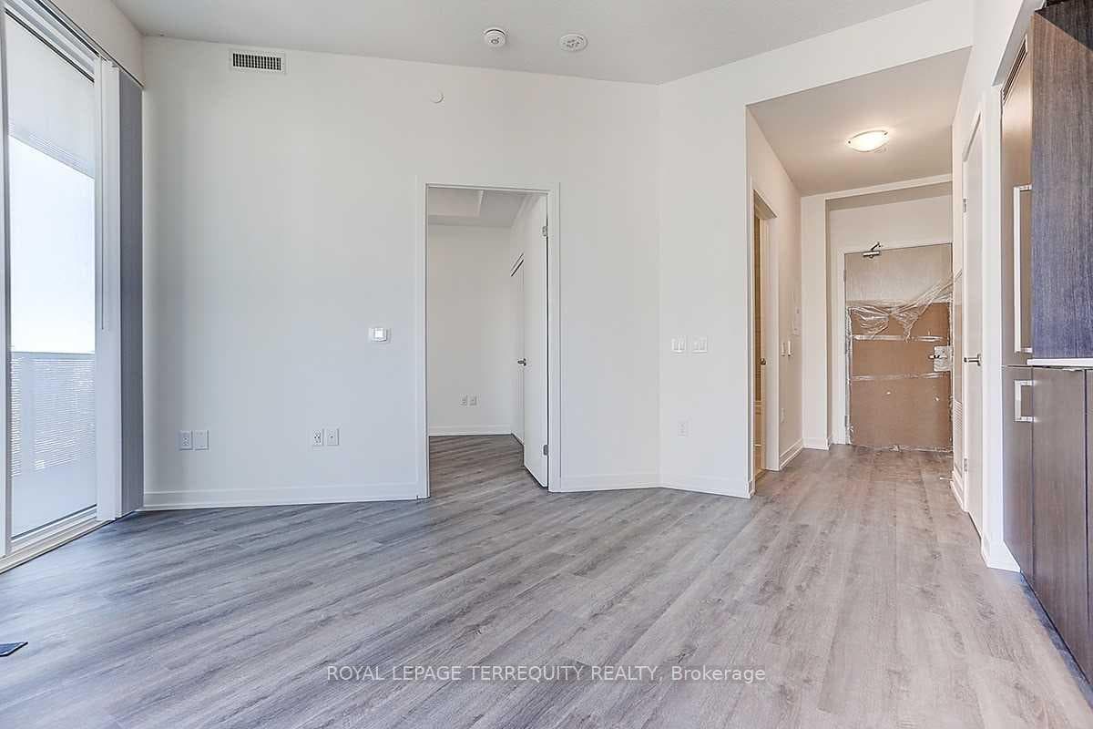 138 Downes Street Unit 3215 photo 15