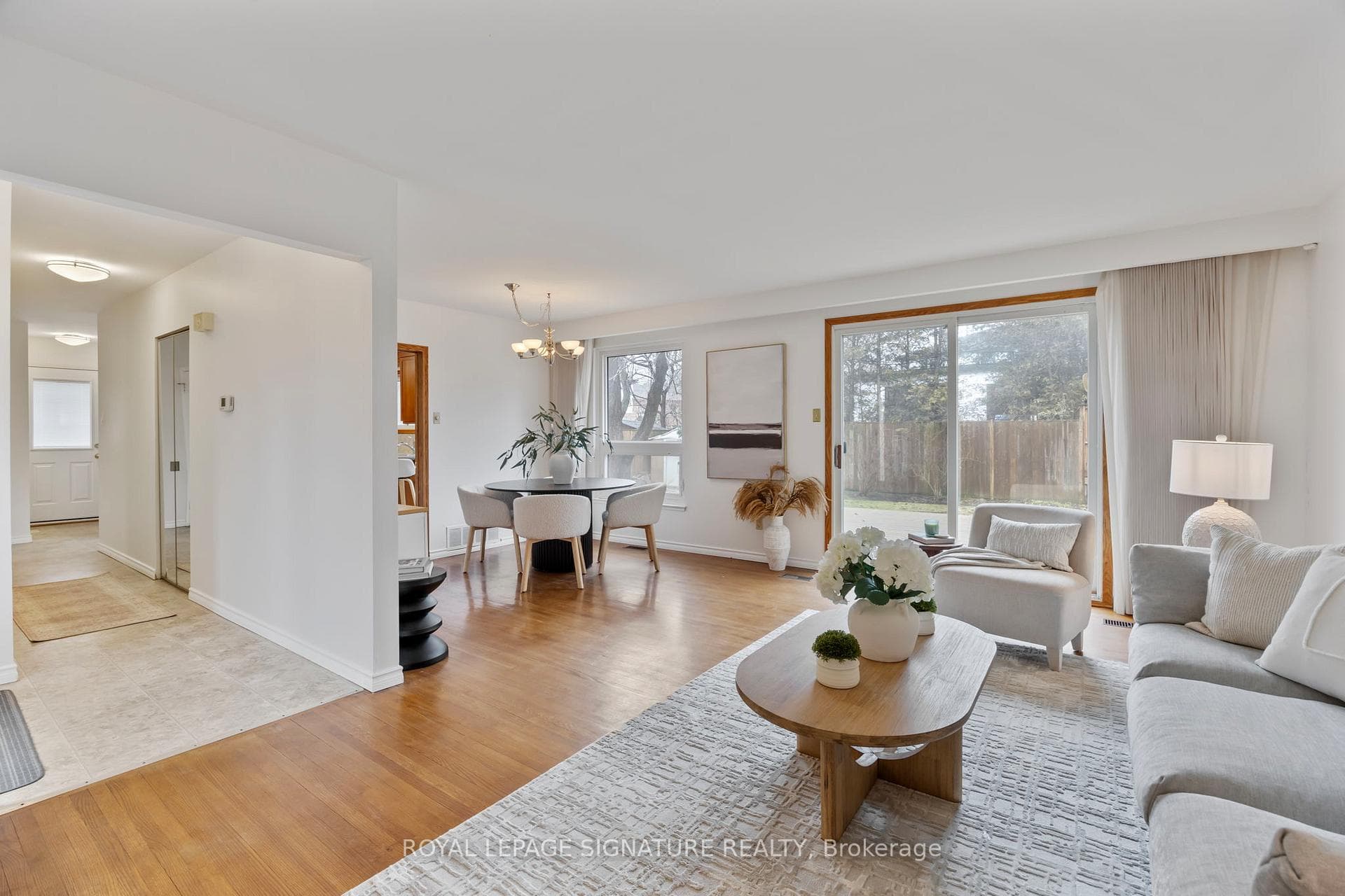 30 Bledlow Manor Drive photo 5