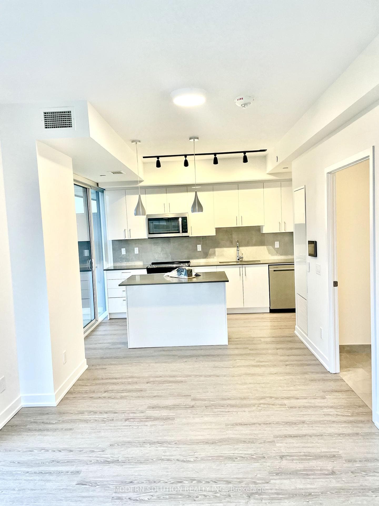 2215 Sheridan Park Drive Unit 1202 photo 11