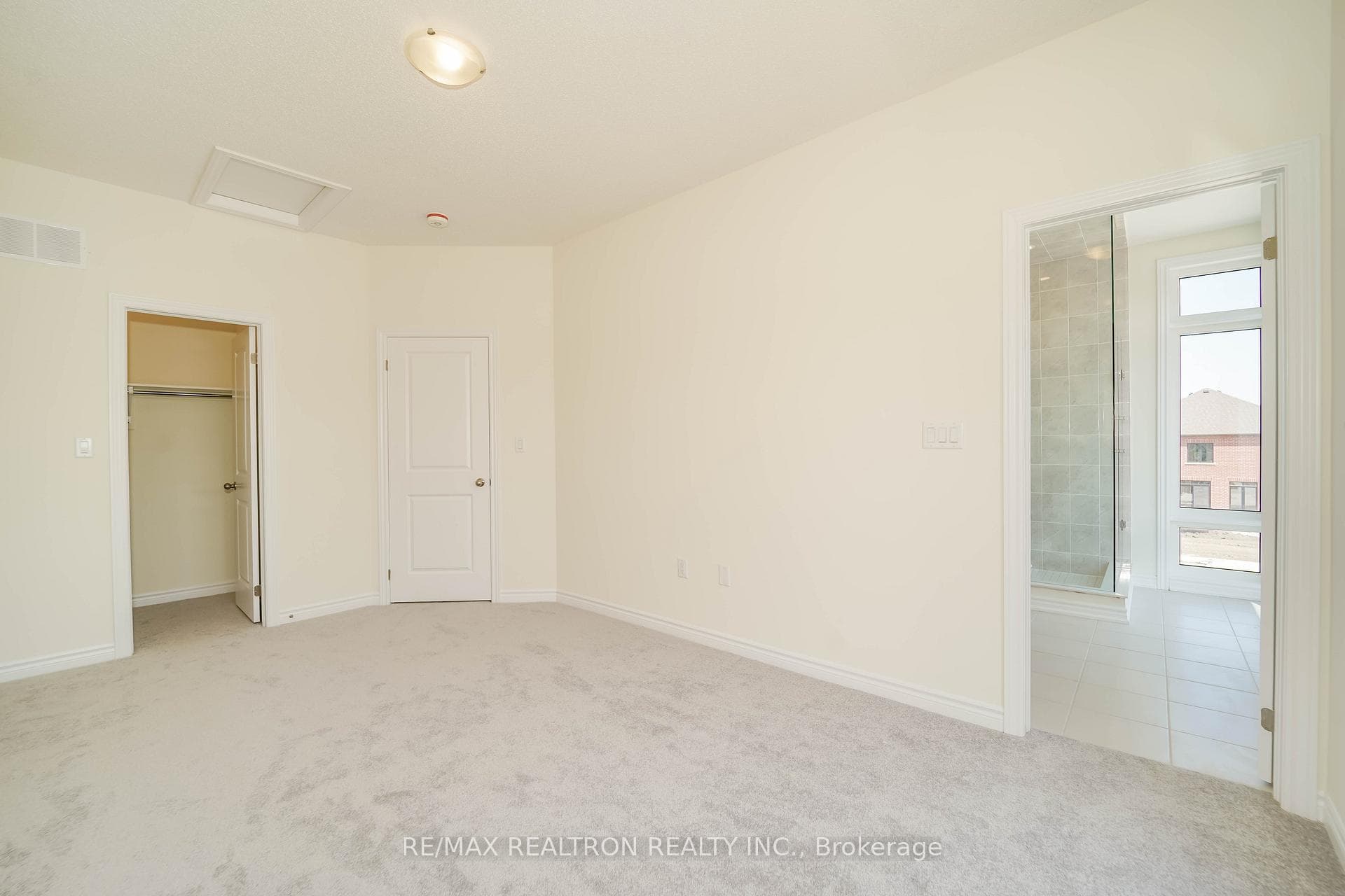 38 Gunton Street photo 31