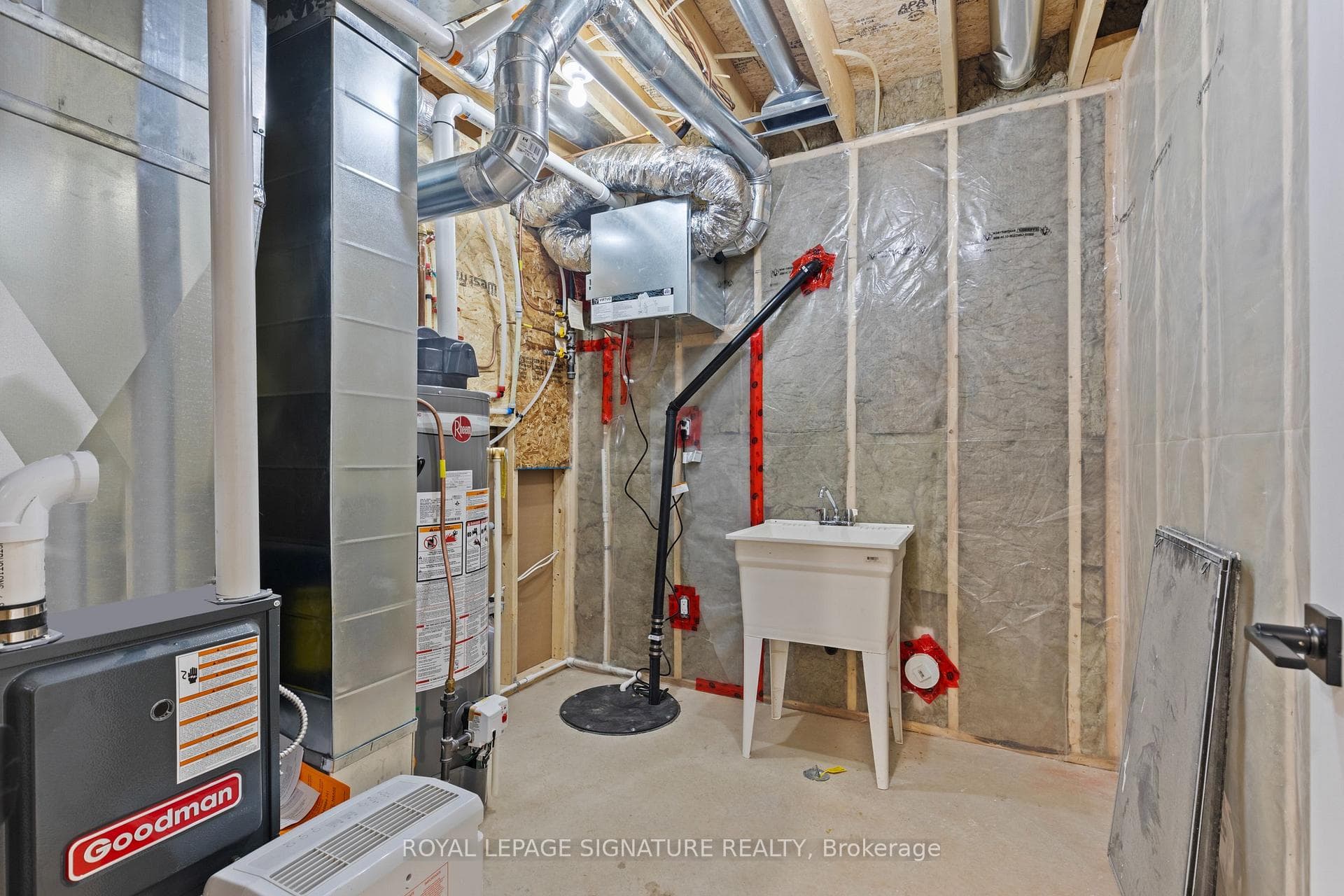 141 King Edward Street photo 25