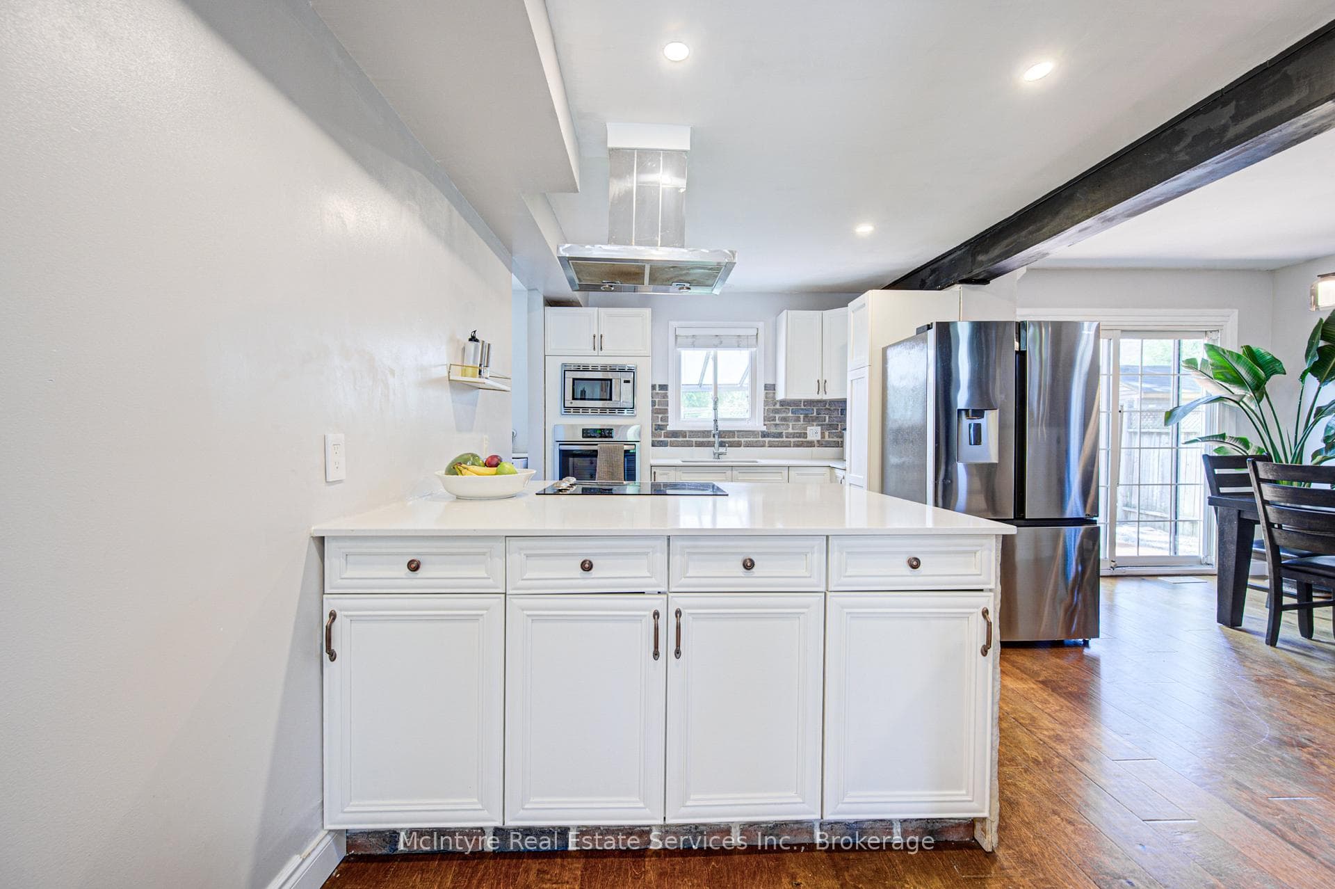154 Grand Avenue photo 8