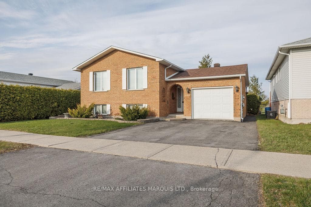 264 Ivan Crescent photo 2