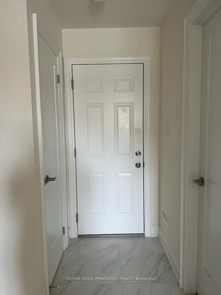308 Coronation Road photo 21