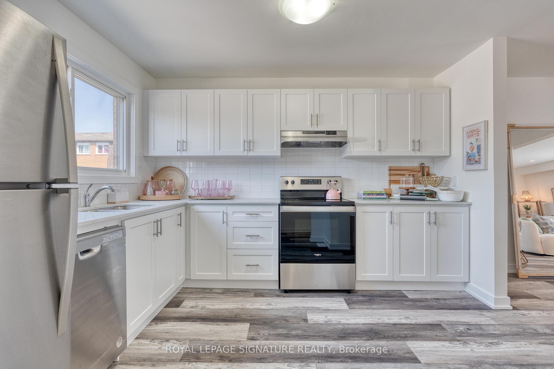 20 Anna Capri Drive Unit 5 photo 4