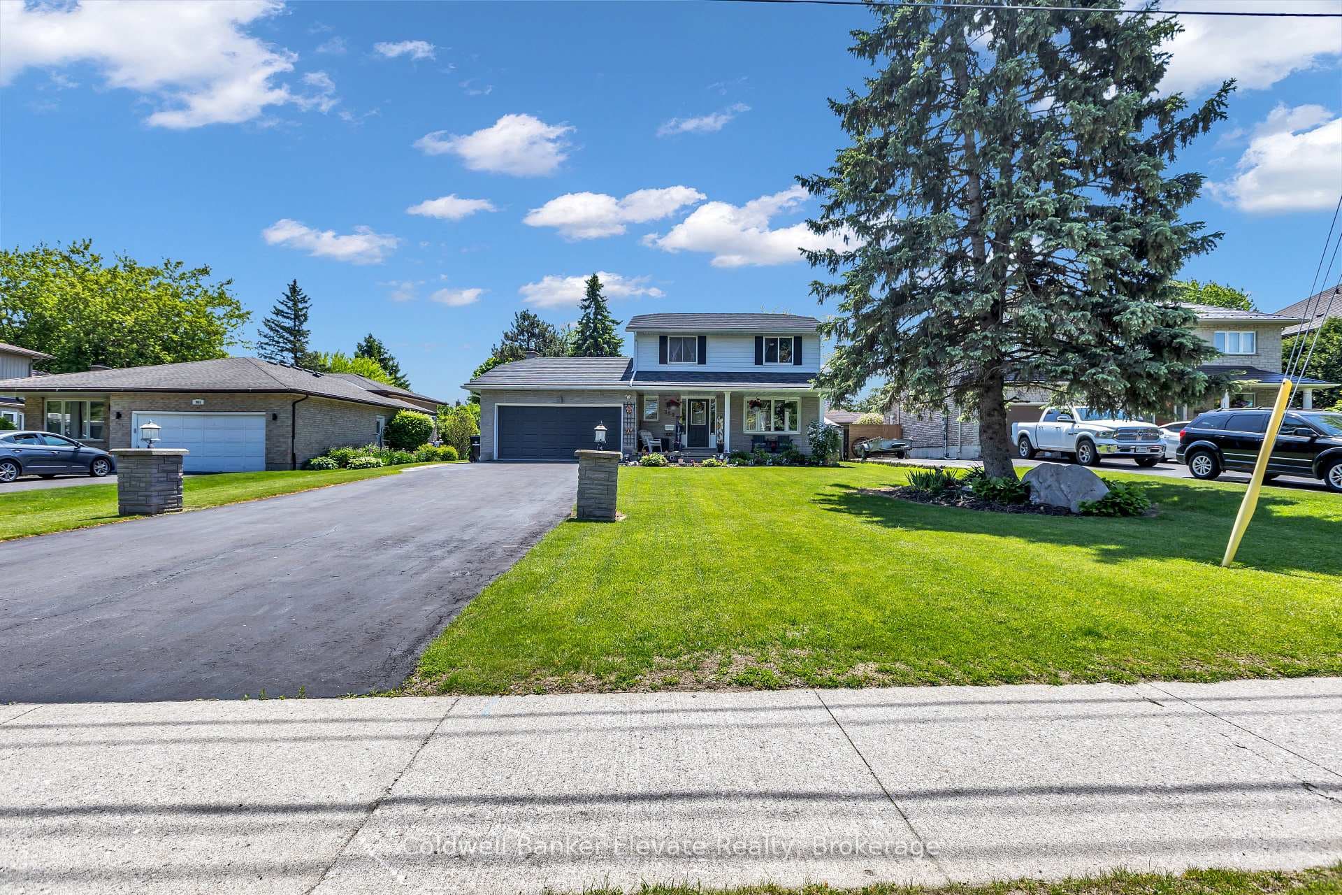 359 Lexington Road photo 3