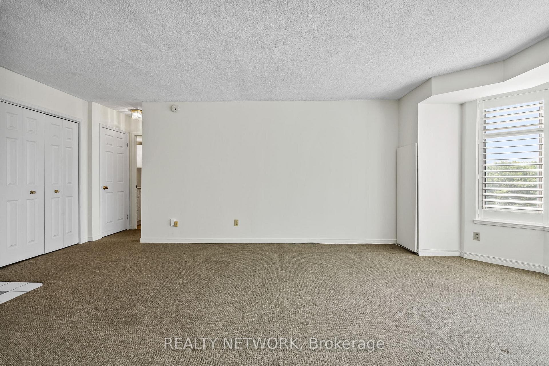 180 Limeridge Road Unit 504 photo 9
