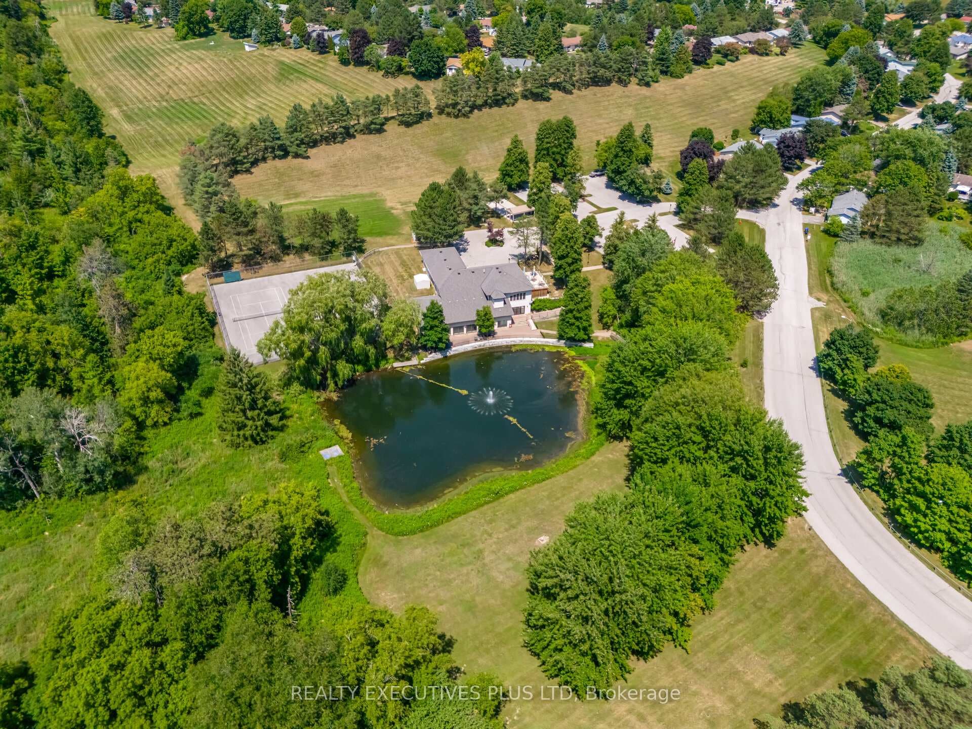 3 Pineview Court photo 37