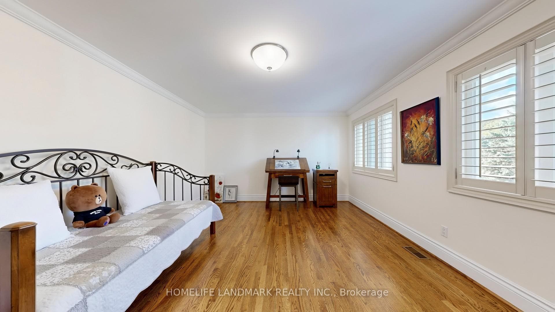 90 Offord Crescent photo 32