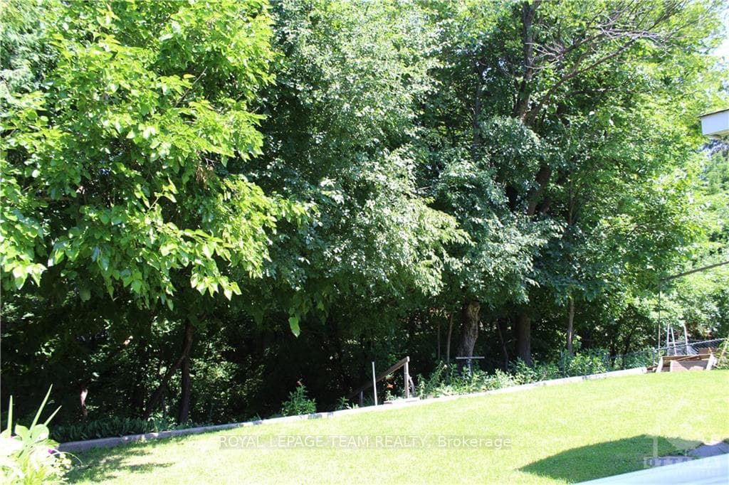 849 MARYLAND Avenue photo 8