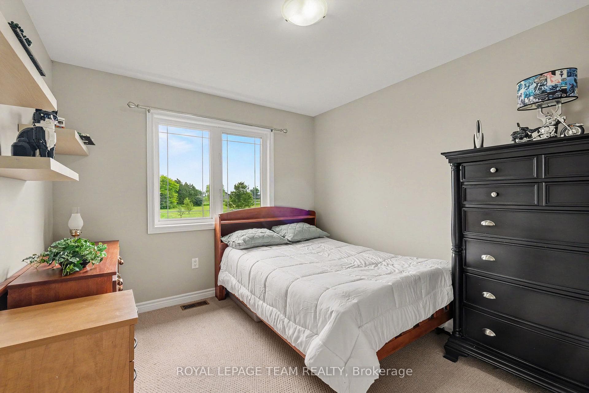 265 Starlight Place photo 21