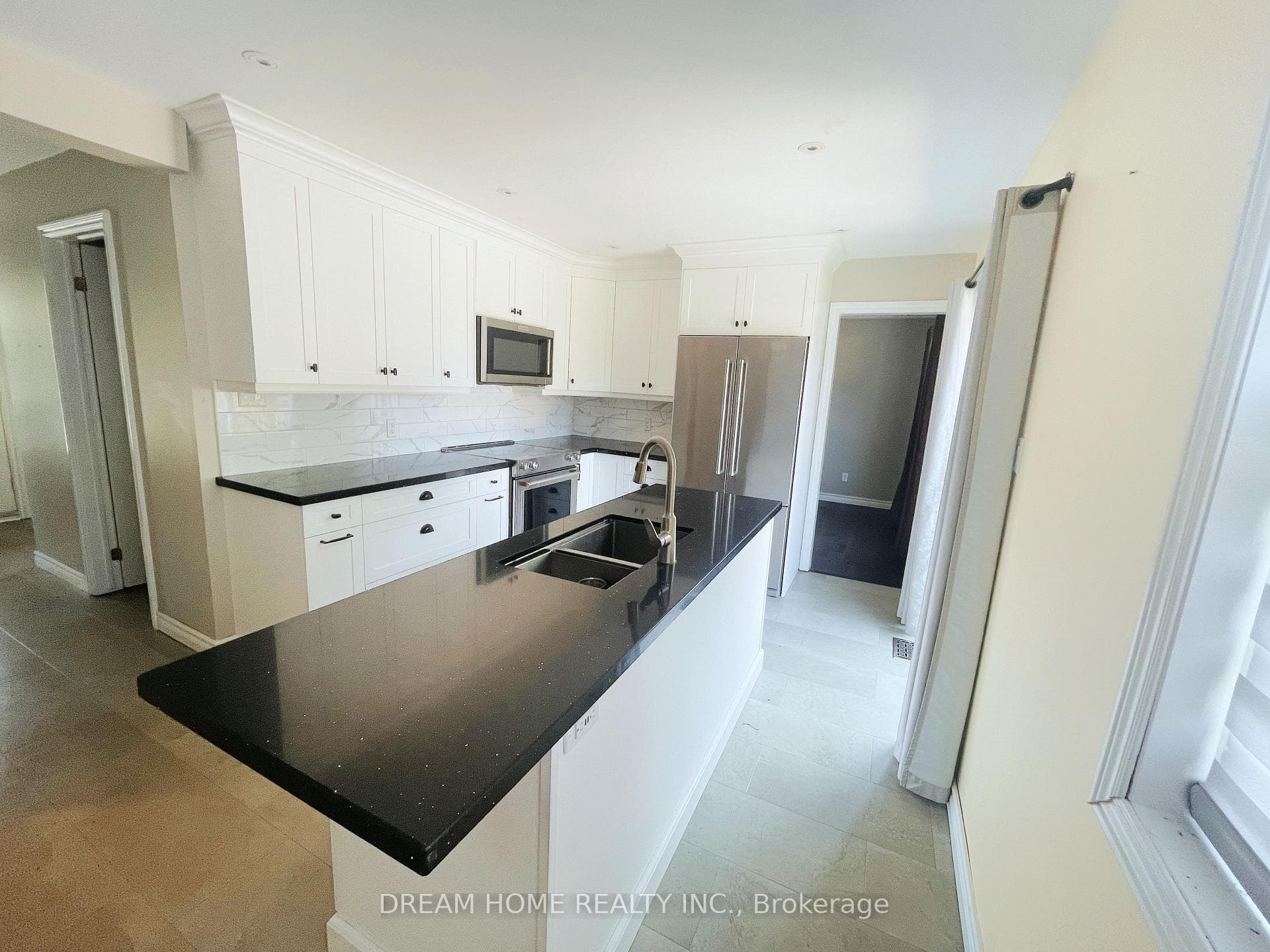 318 Annsheila Drive photo 9