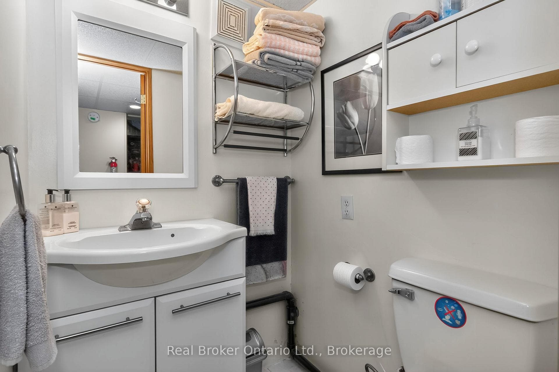 417 Pheasant Lane photo 27