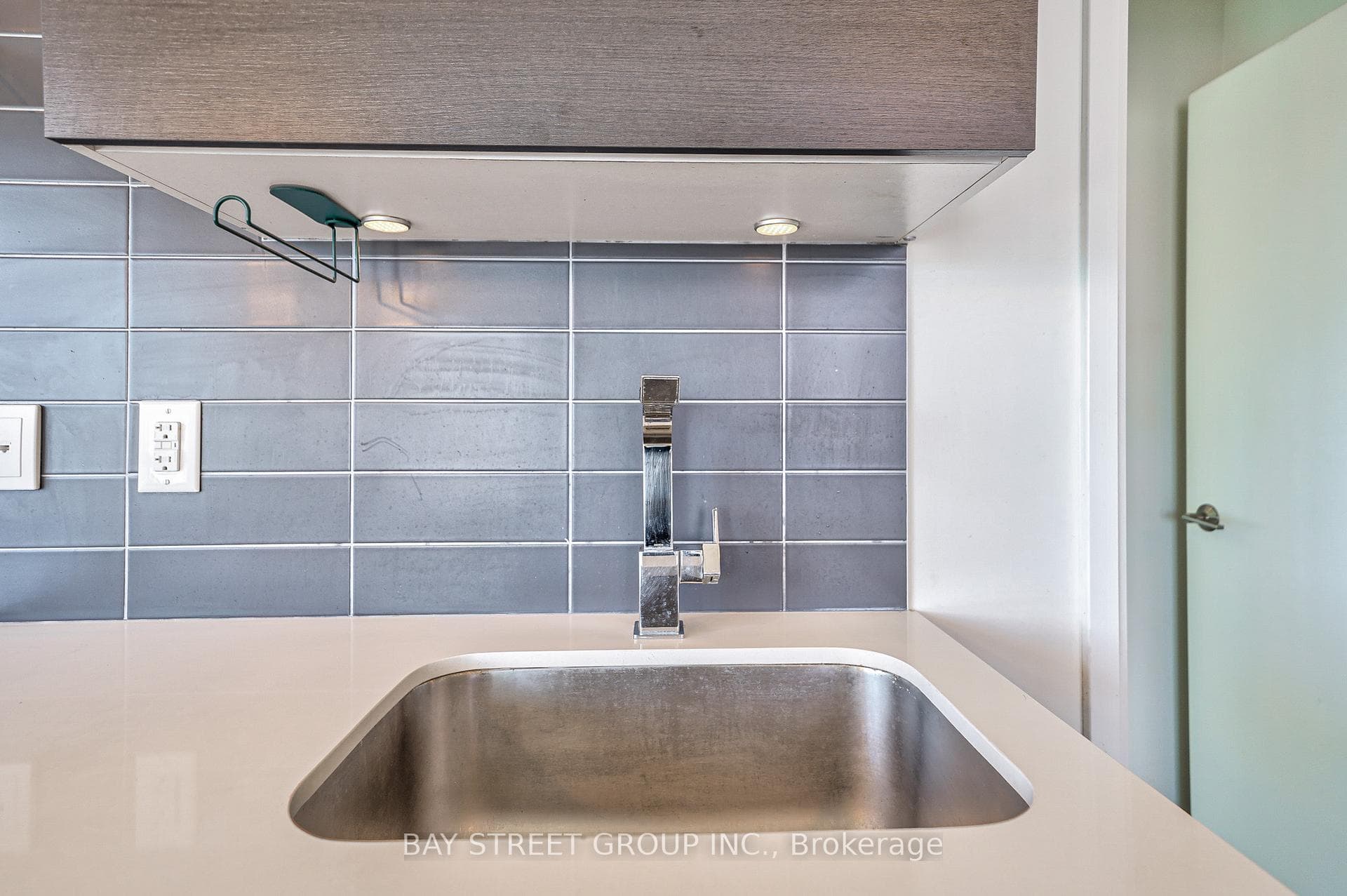 11 Bogert Avenue Unit 2208 photo 23