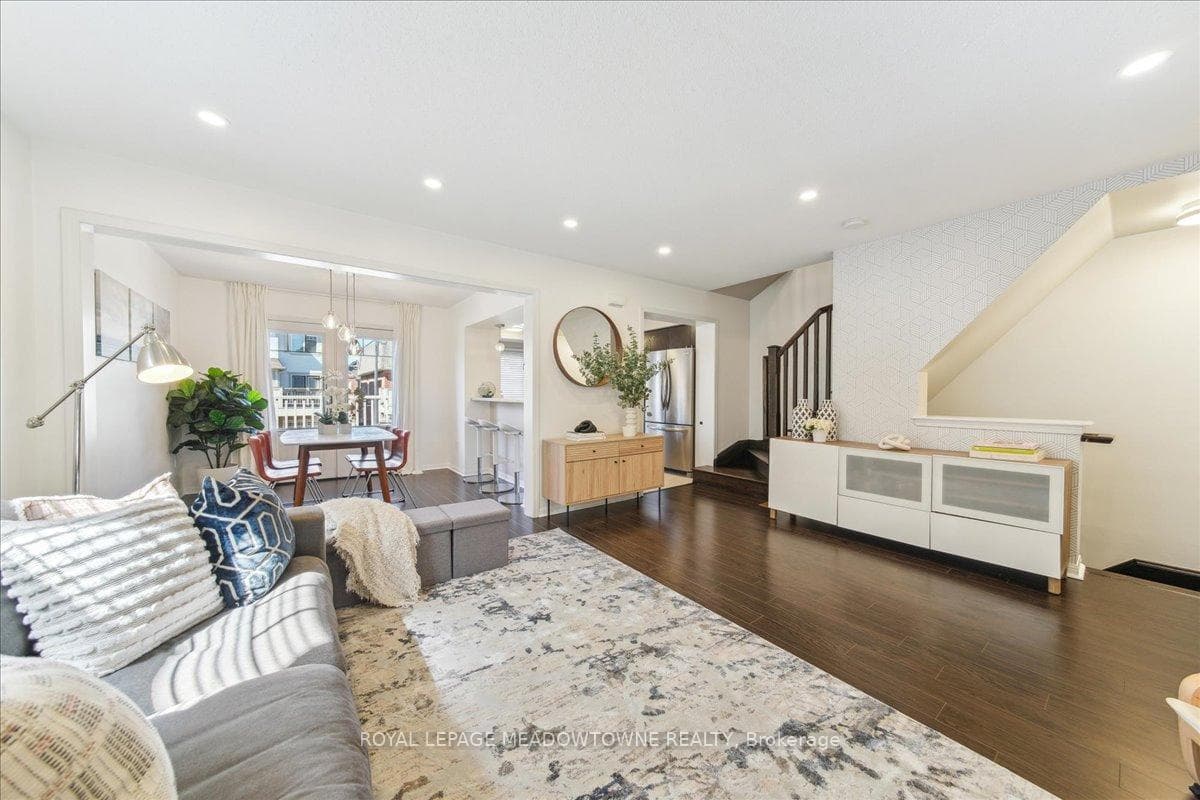 228 Septimus Heights photo 14