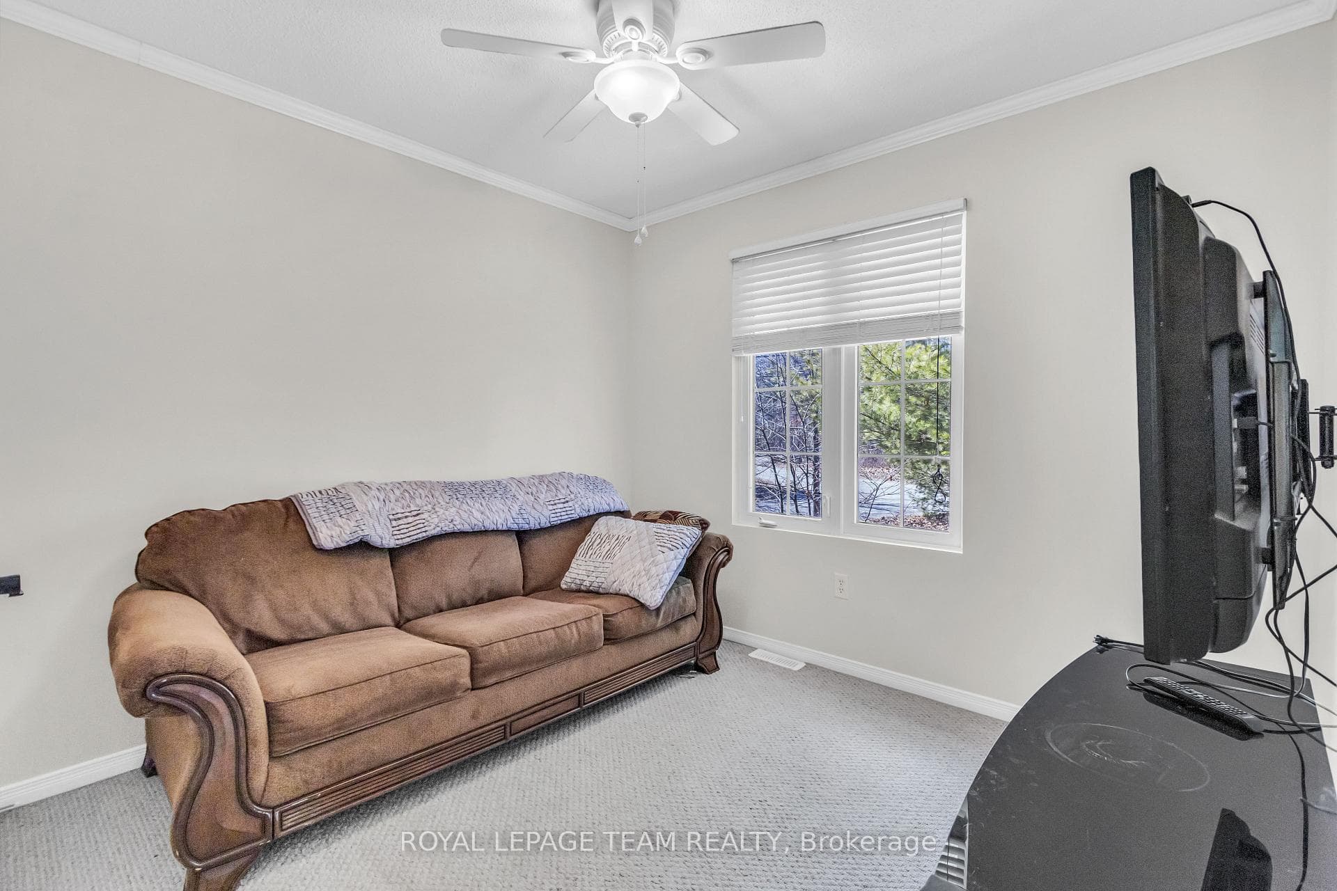 7706 Alfred Street photo 24