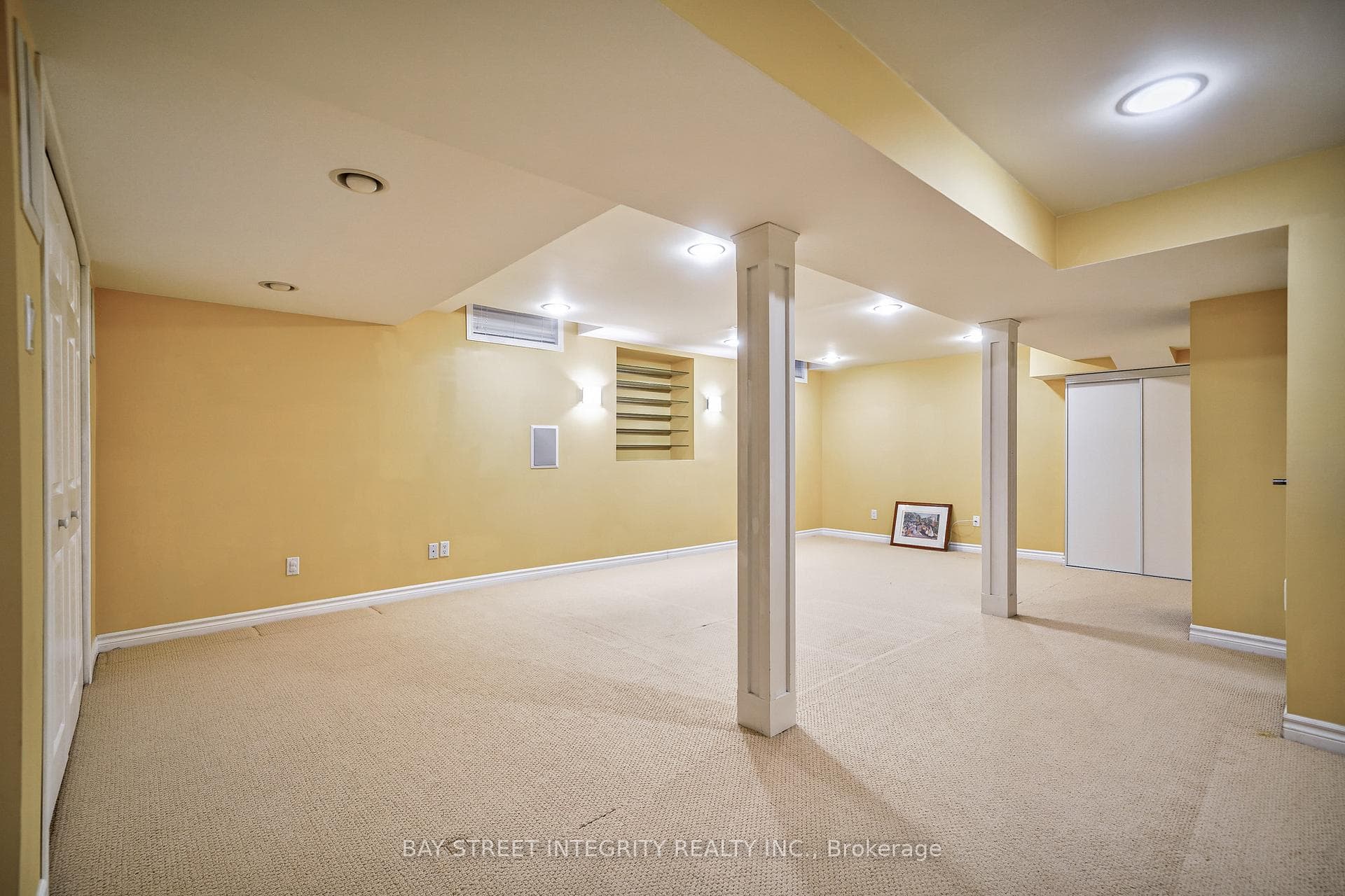 2626 Innisfil Road photo 37