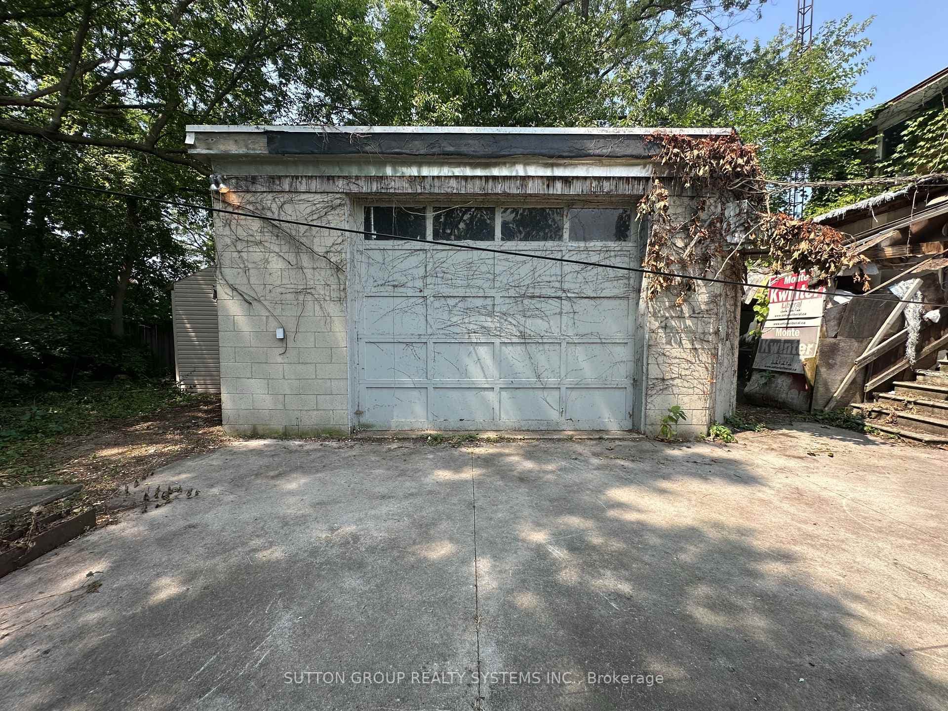 89 Reiner Road photo 20