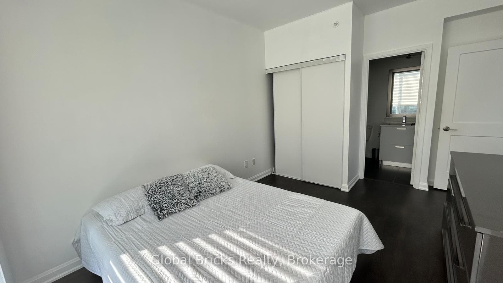 9 BOGERT Avenue Unit 1108 photo 18