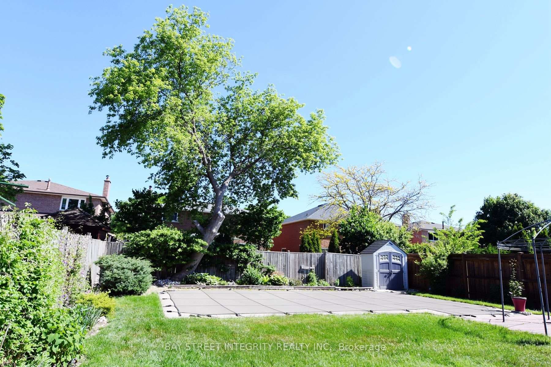 1213 Rosethorne Road photo 32