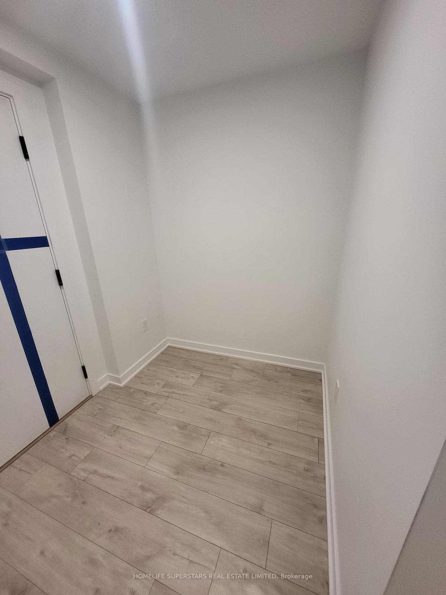 720 Whitlock Avenue Unit 301 photo 8