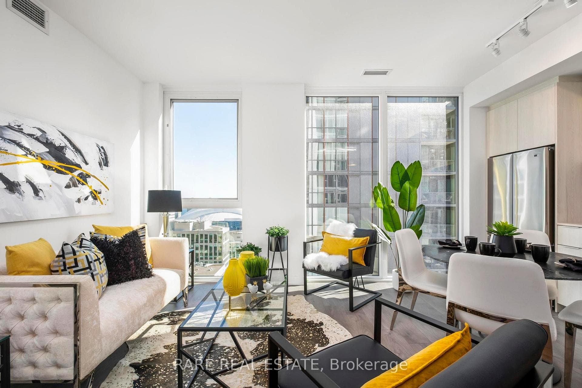 357 King Street Unit 2408 photo 1