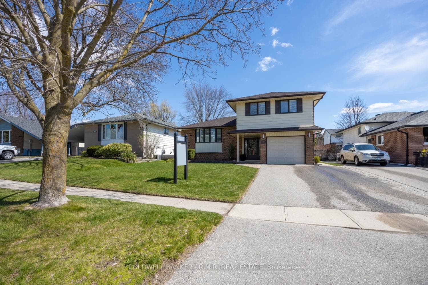 789 Central Park Boulevard photo 1