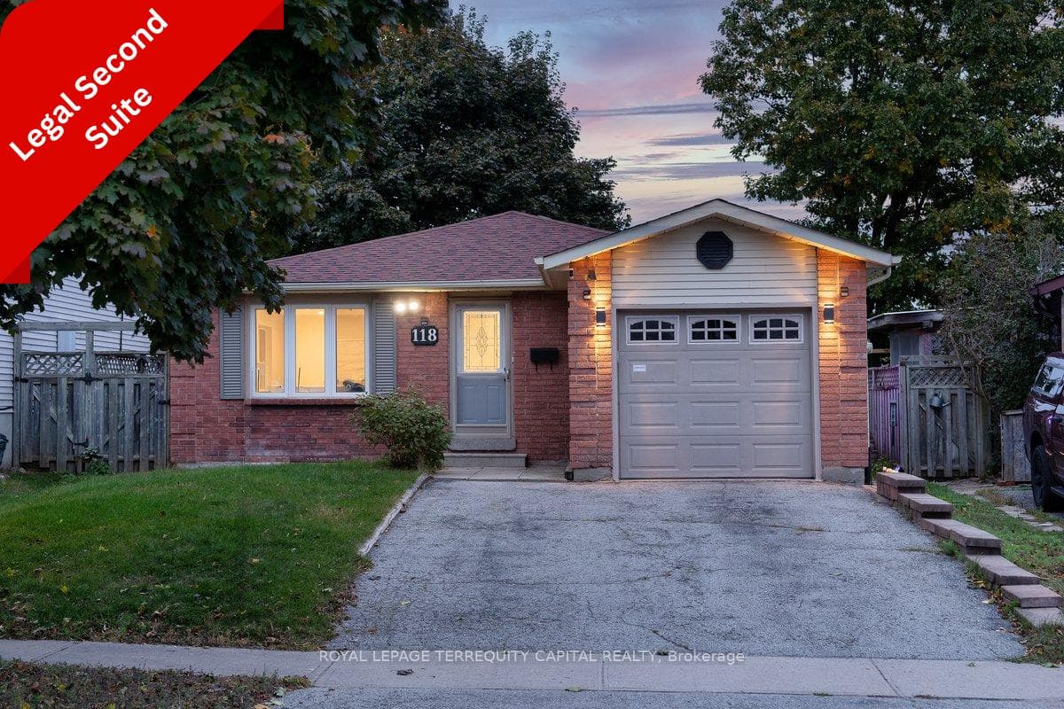 118 Shakespeare Crescent photo 1