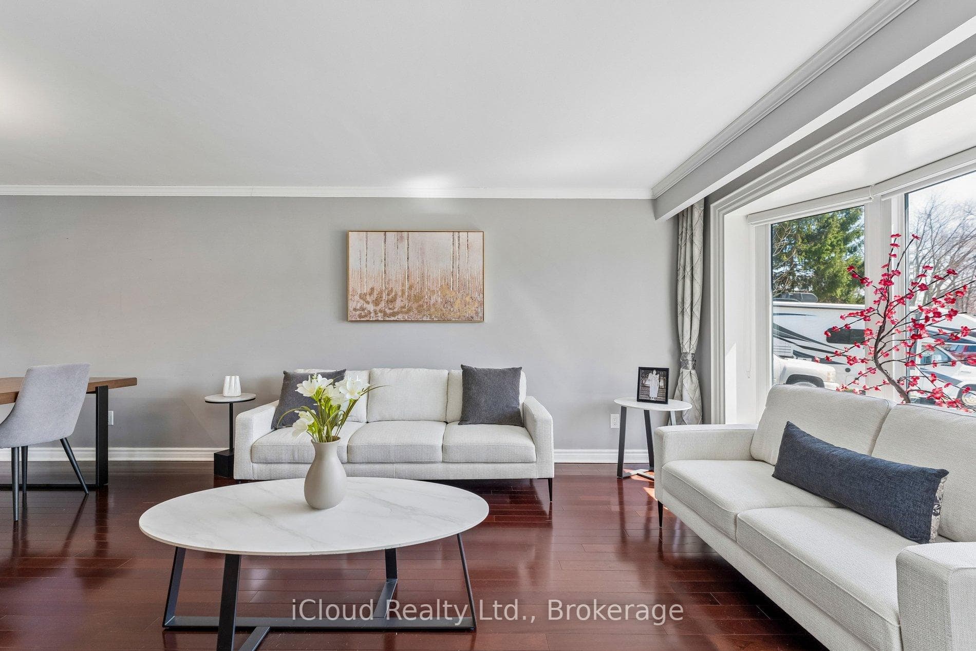 43 Ferndale Crescent photo 6
