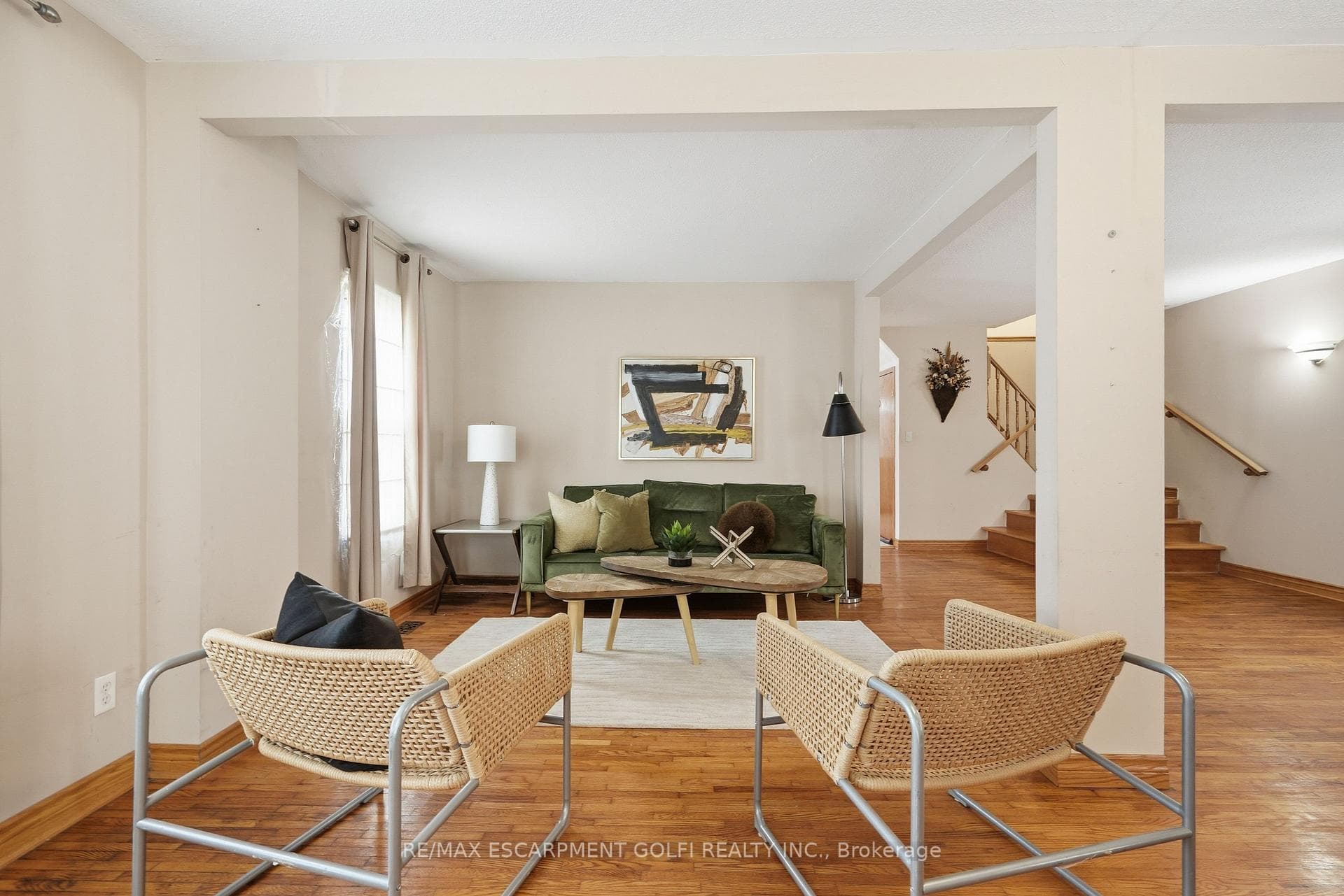 27 Drummond Crescent photo 5