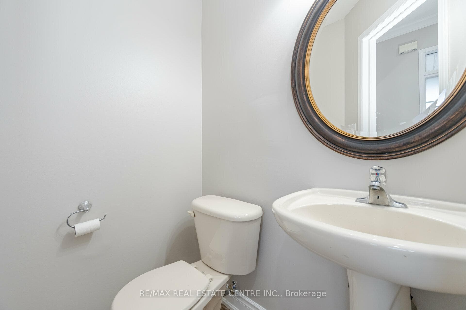 1016 Mccuaig Drive photo 22