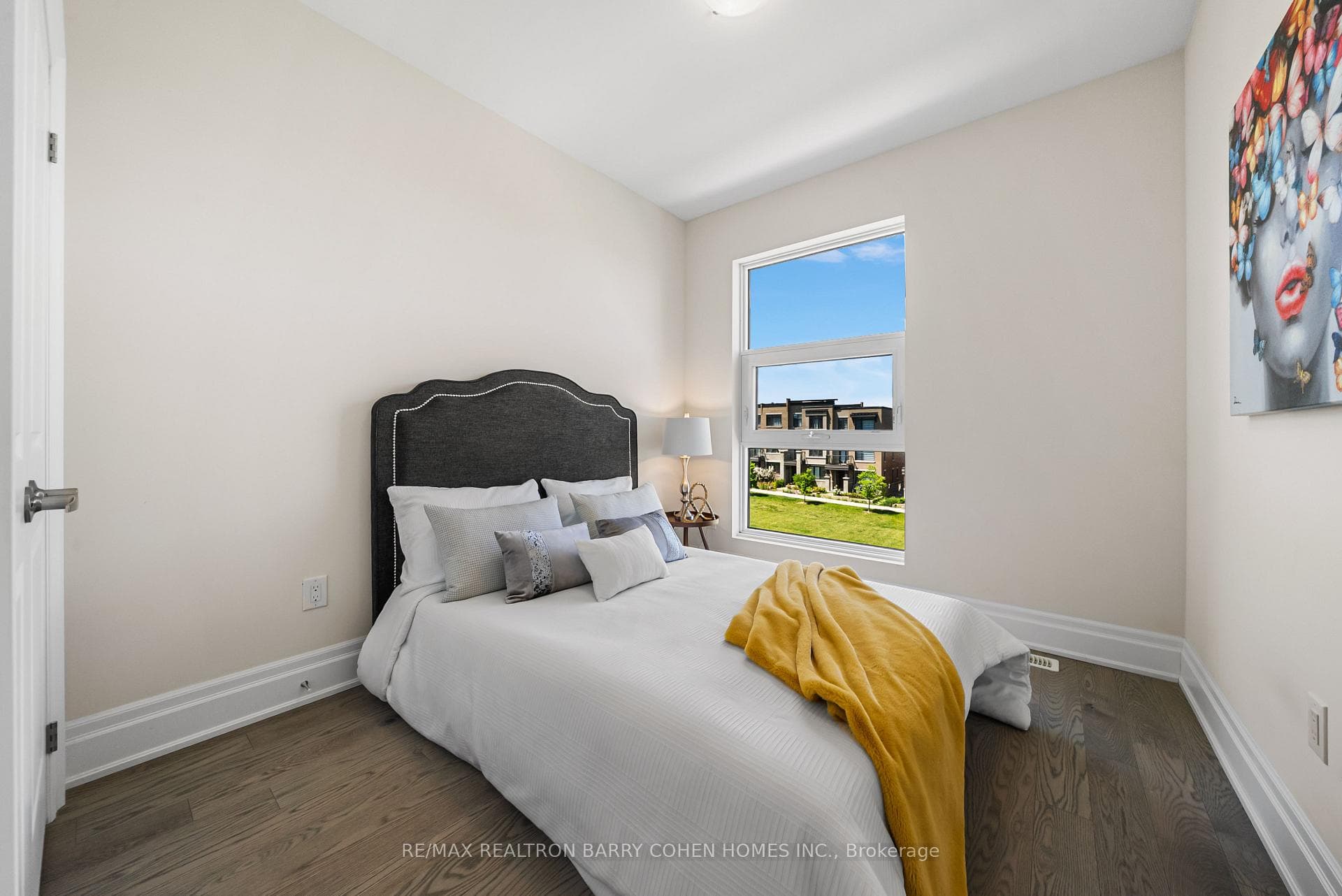 8 Heriot Place photo 35