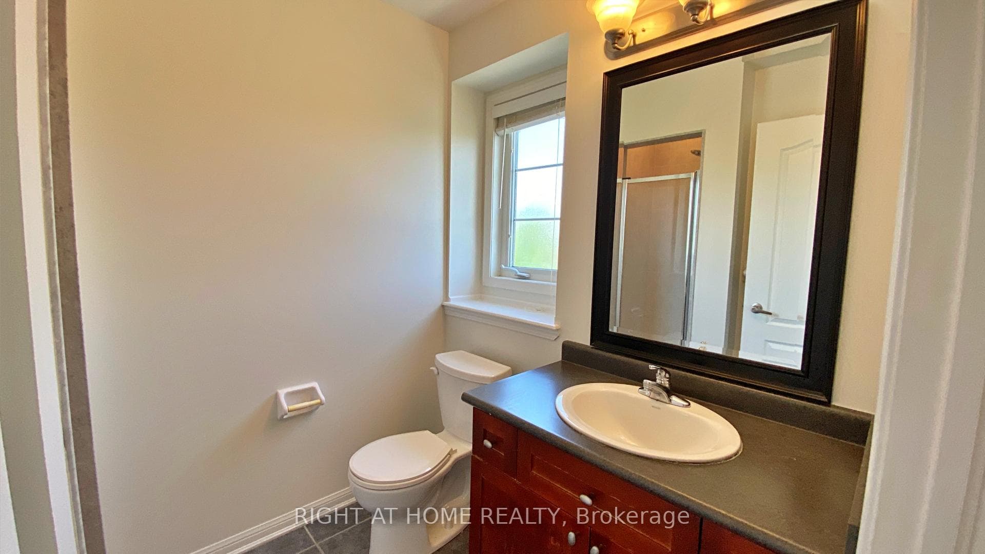 664 Holly Avenue photo 24