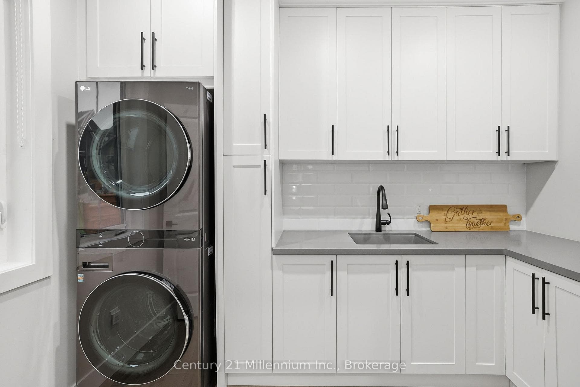 Full cabinetry, quartz counters