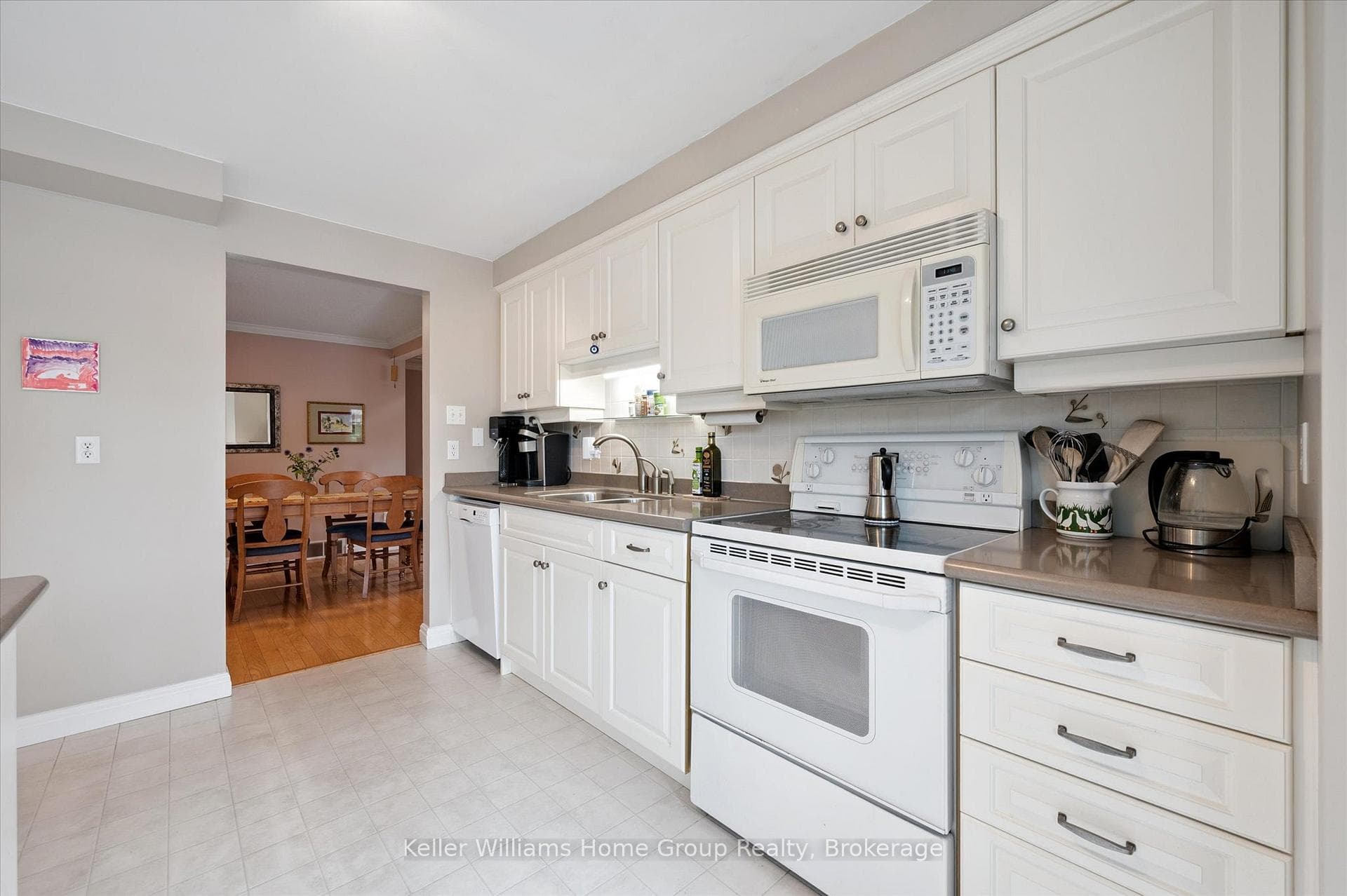 106 Woodlawn Road Unit 4 photo 15