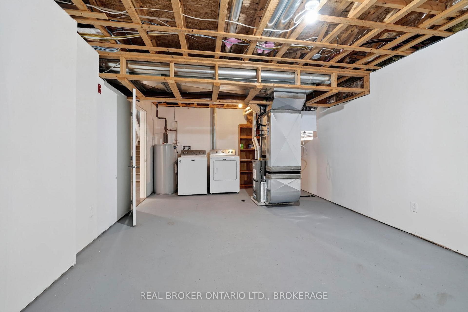 2199 Burke Avenue photo 37
