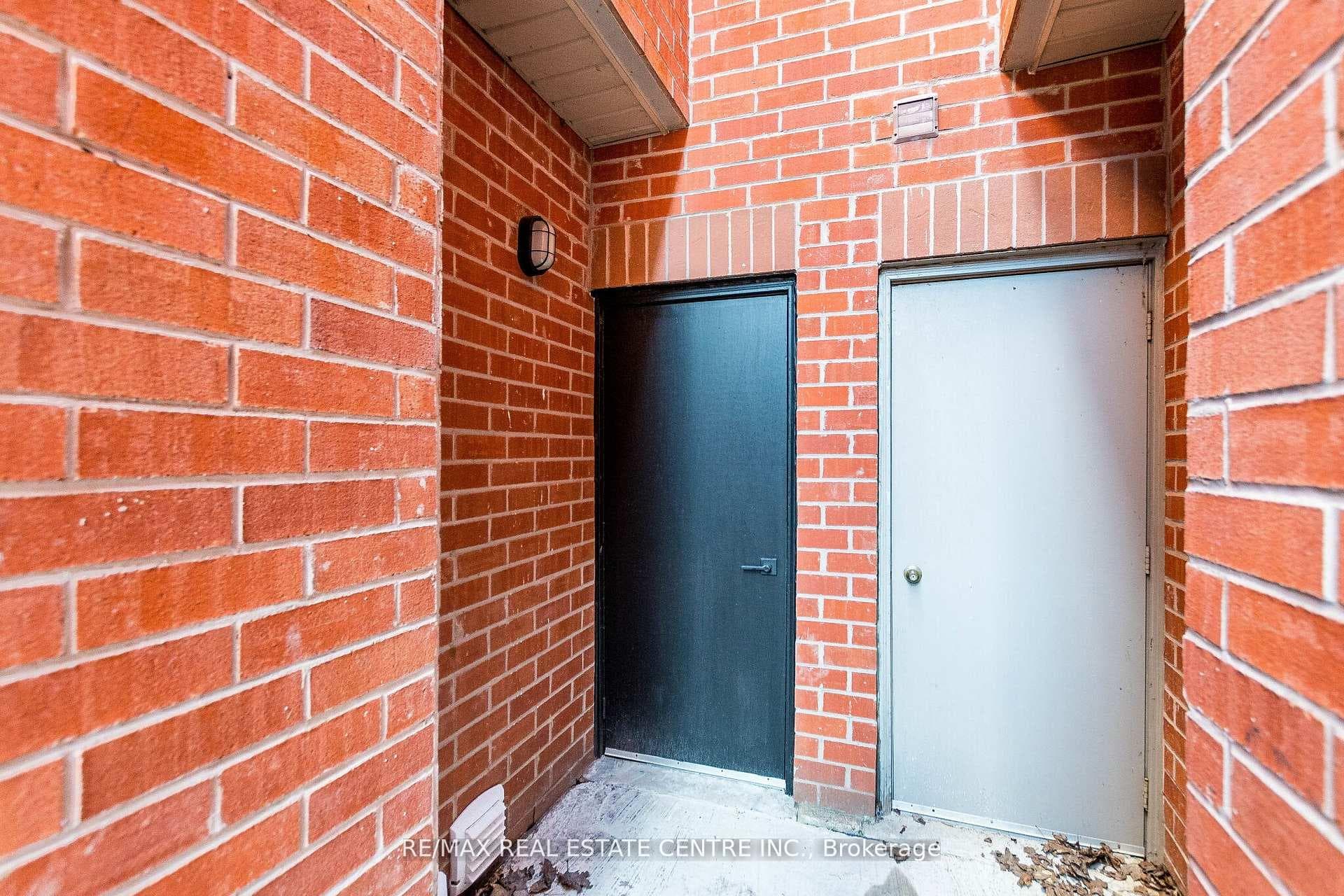 51 Checkerberry Crescent photo 38