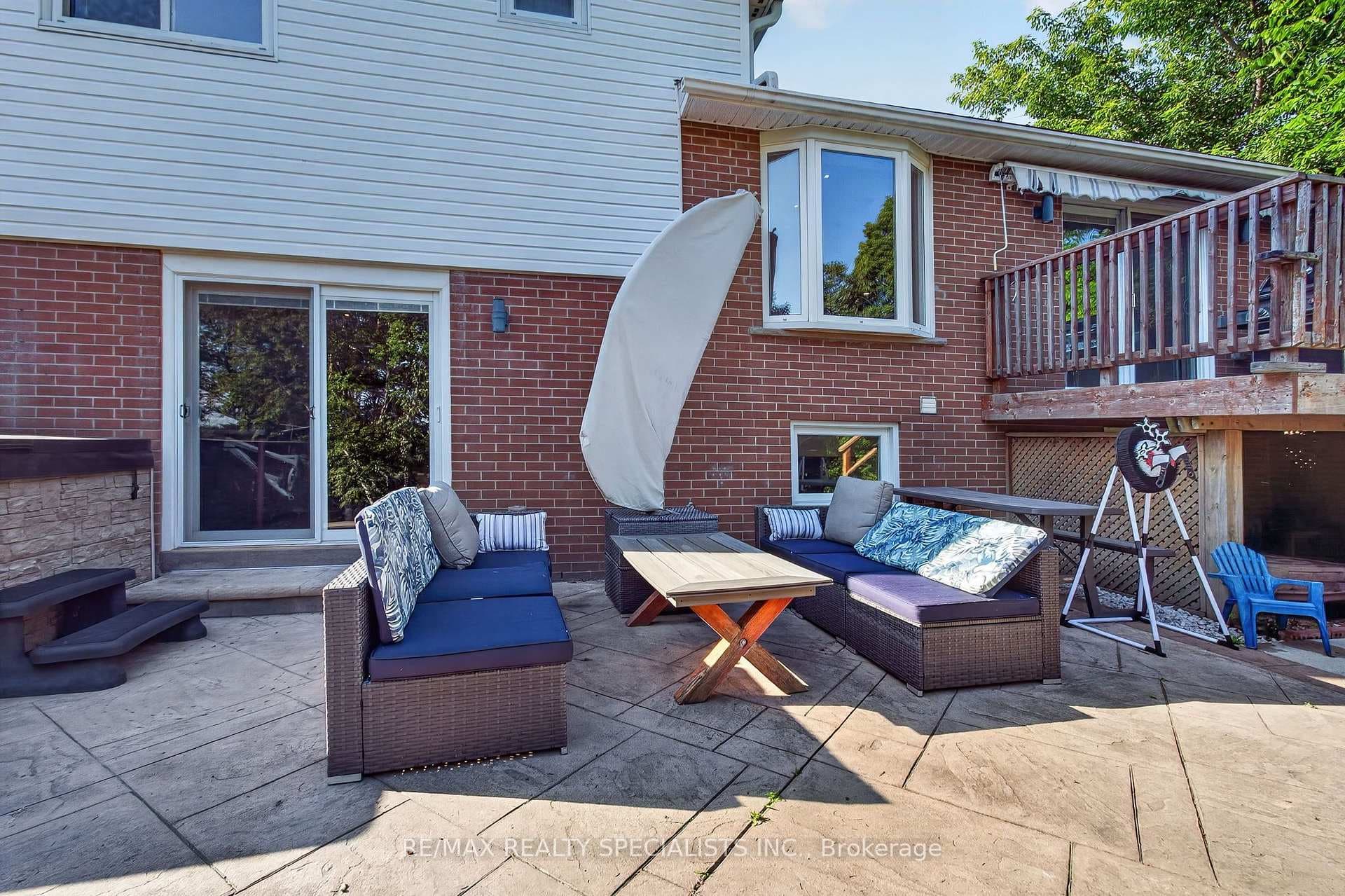 24 Regan Crescent photo 39