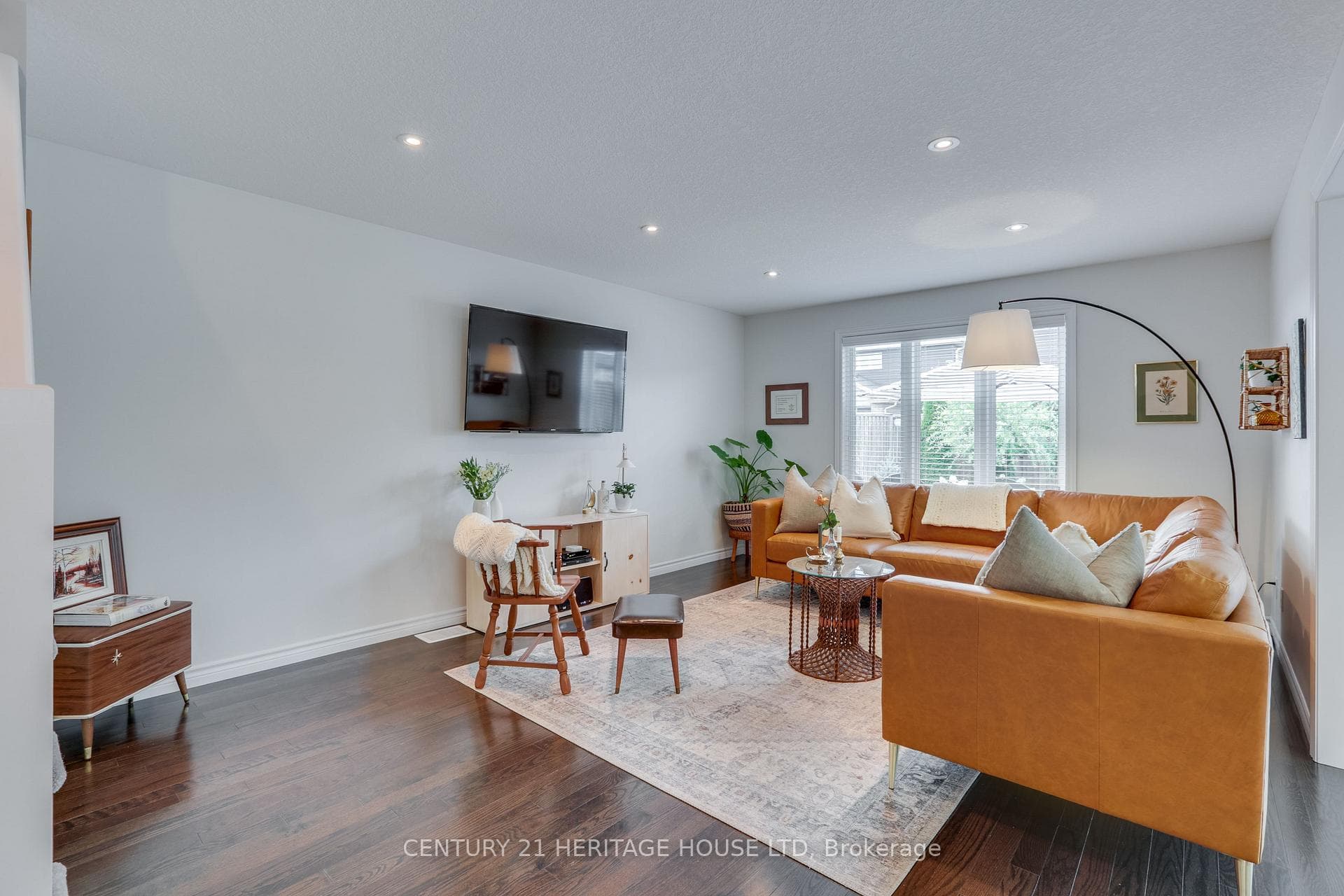 10 Fraser Drive photo 4