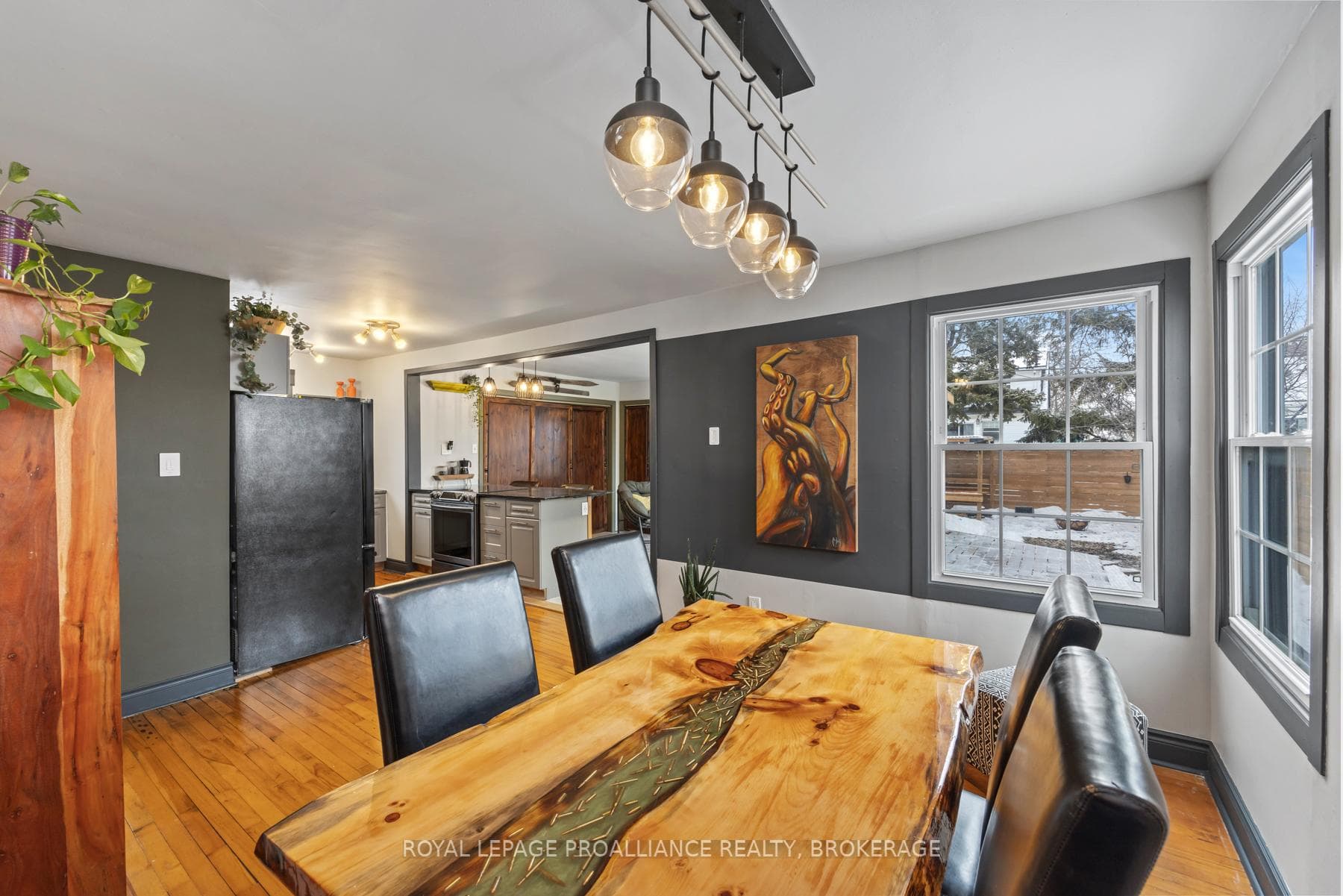 473 Nelson Street photo 9
