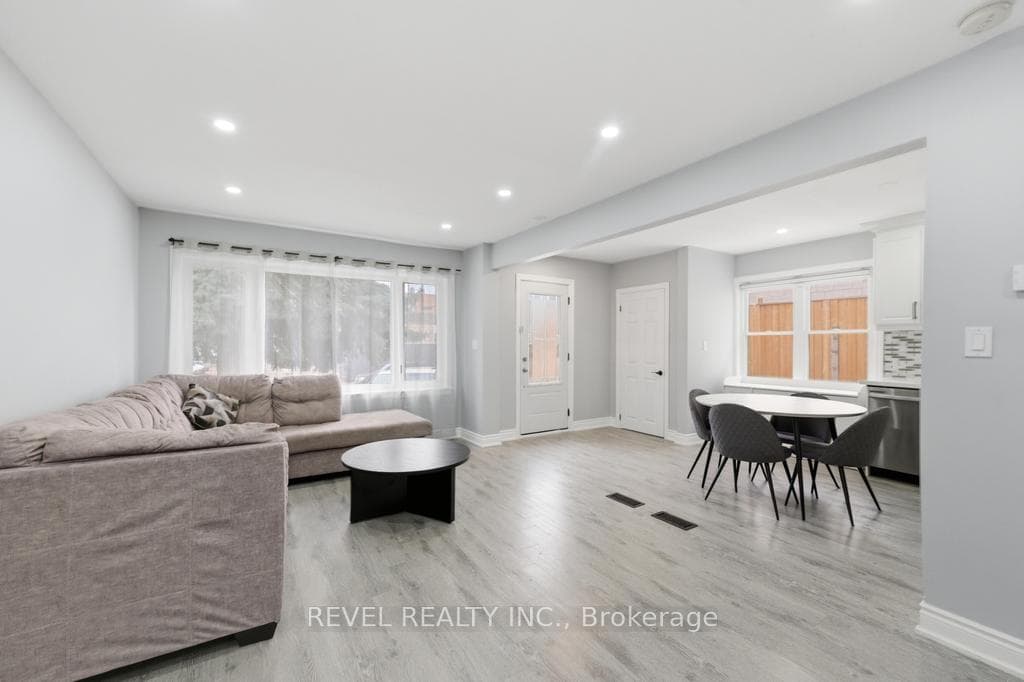 44 Jefferson Avenue photo 42