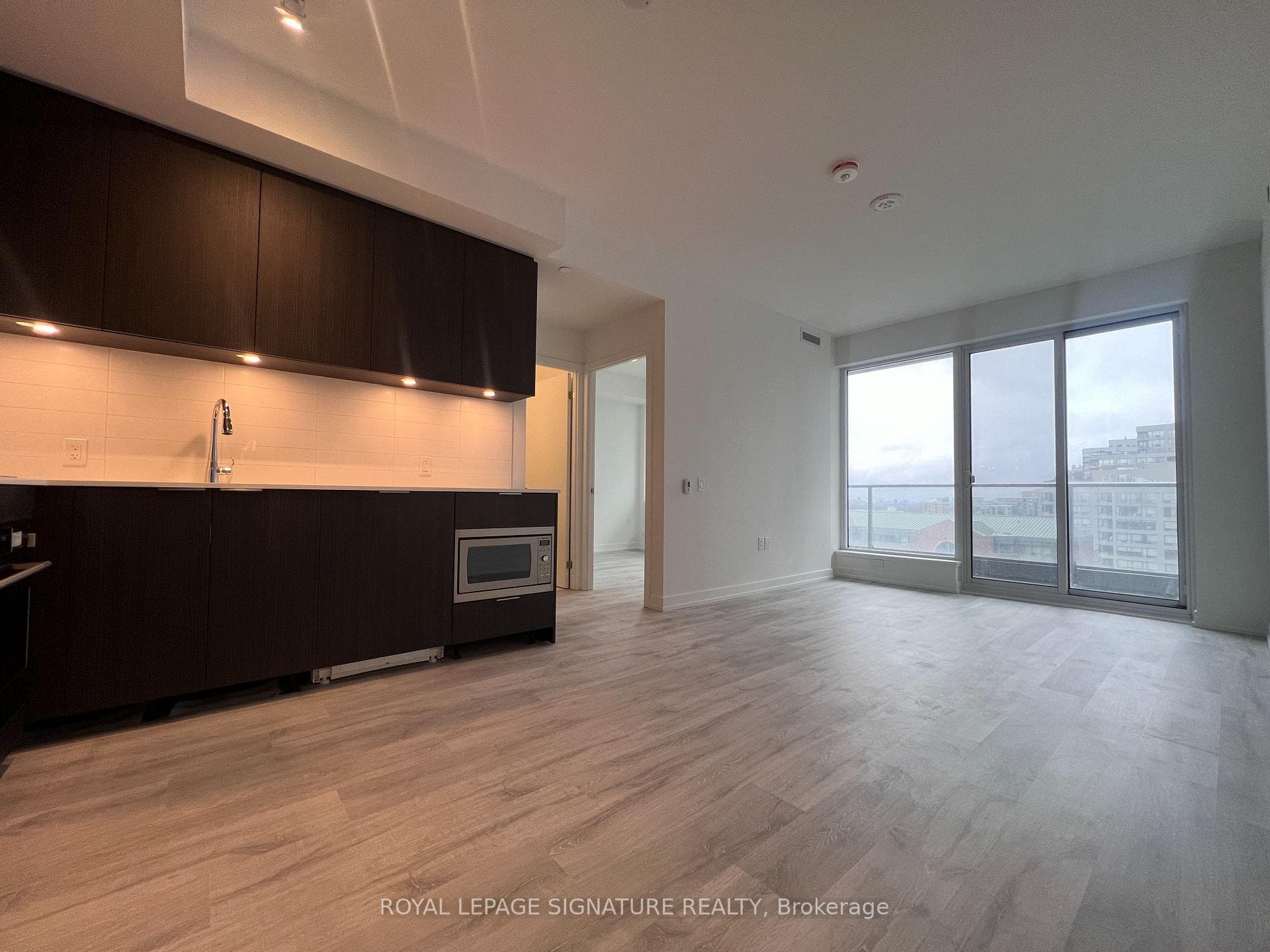 8 Olympic Garden Drive Unit 1305 photo 1