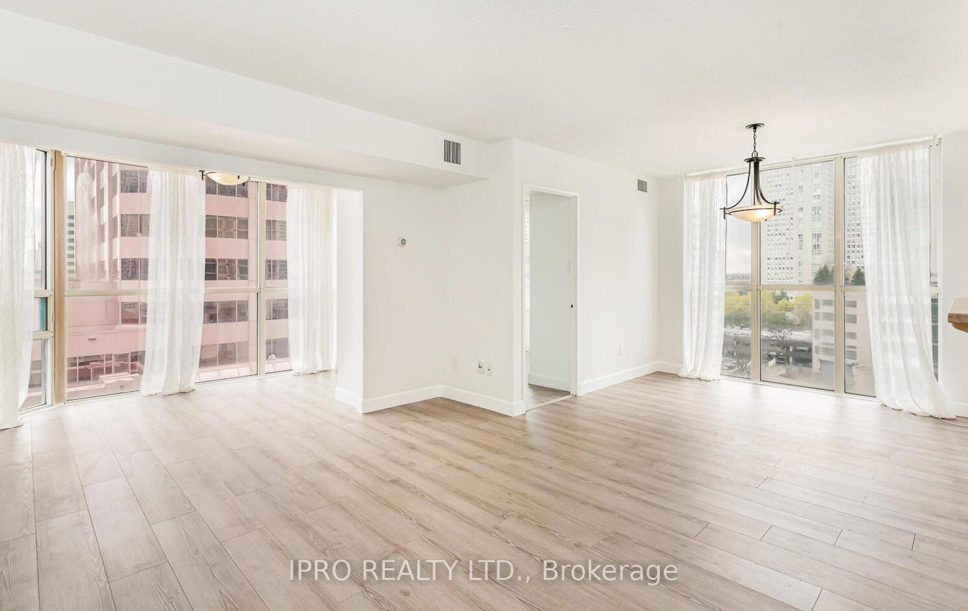 265 Enfield Place Unit 609 photo 10