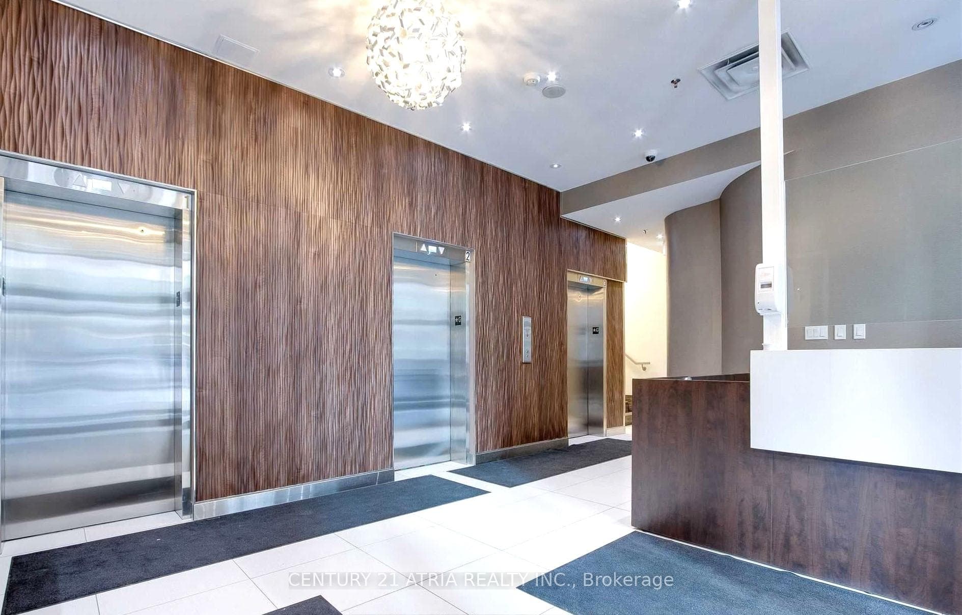 55 Centre Avenue Unit 2205 photo 23