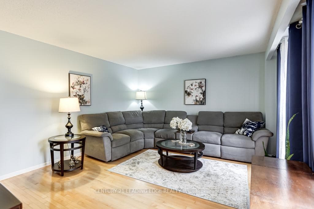 113 BURROWS HALL Boulevard photo 9