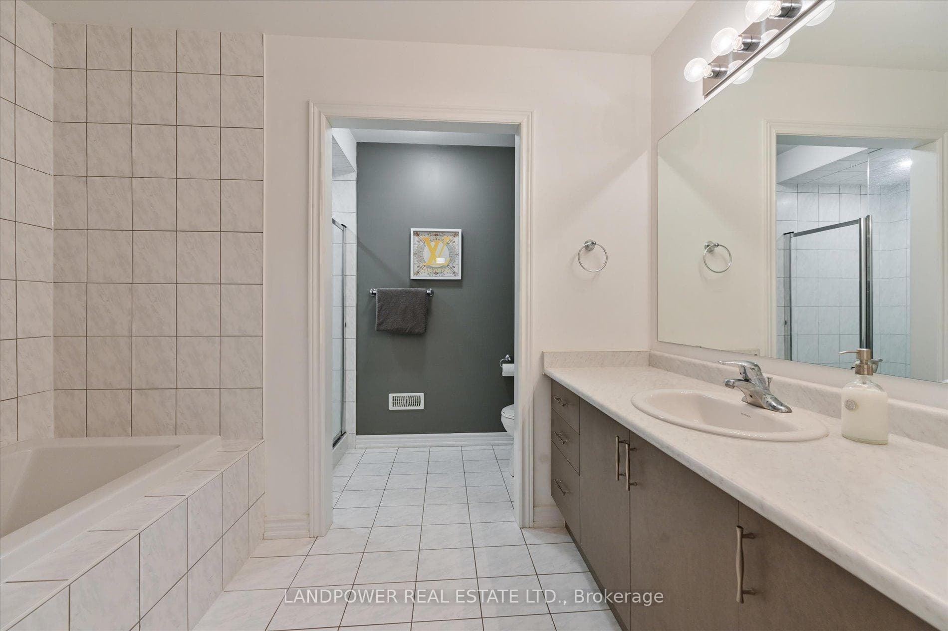 157 Boundary Boulevard photo 22