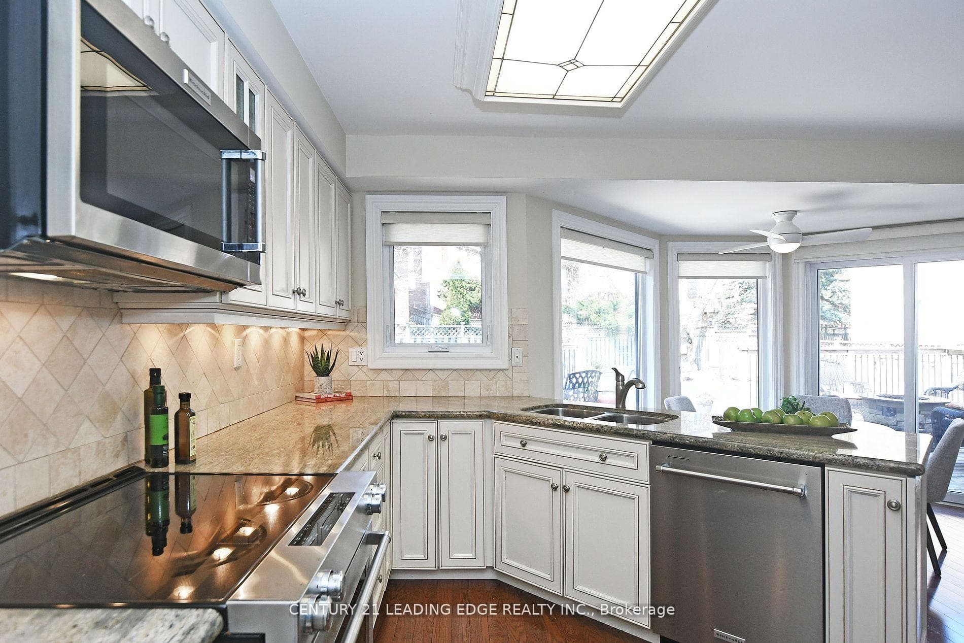 17 Berkeley Court photo 9